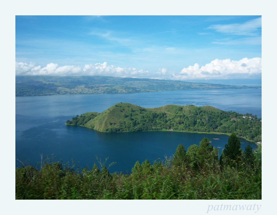 Download this Terpiece North Sumatra Lake Toba Bracing Climate And Magnificent picture